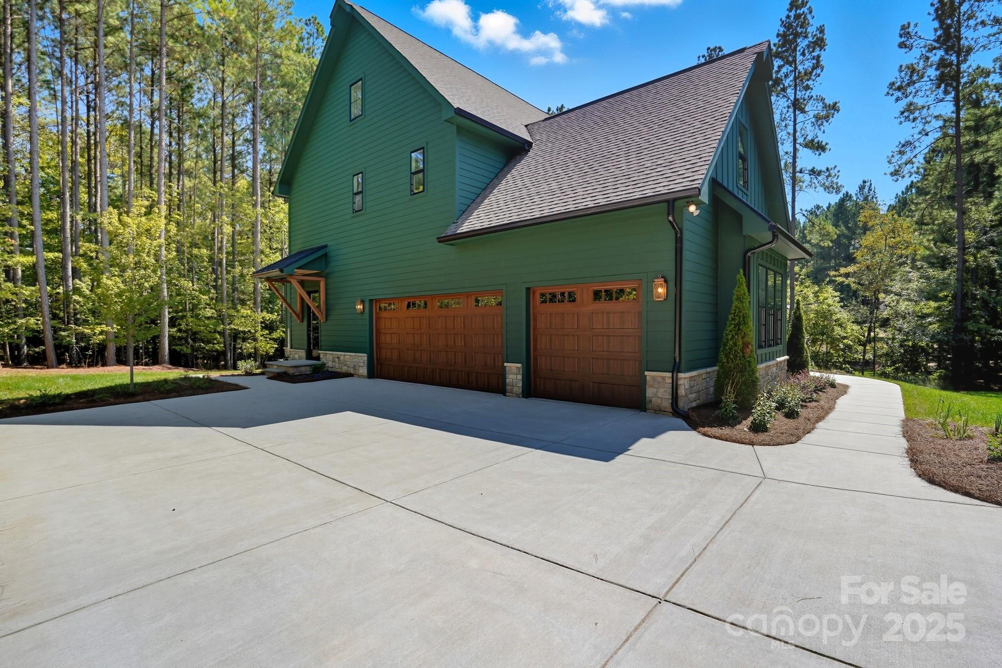 157 Silver Falls Drive