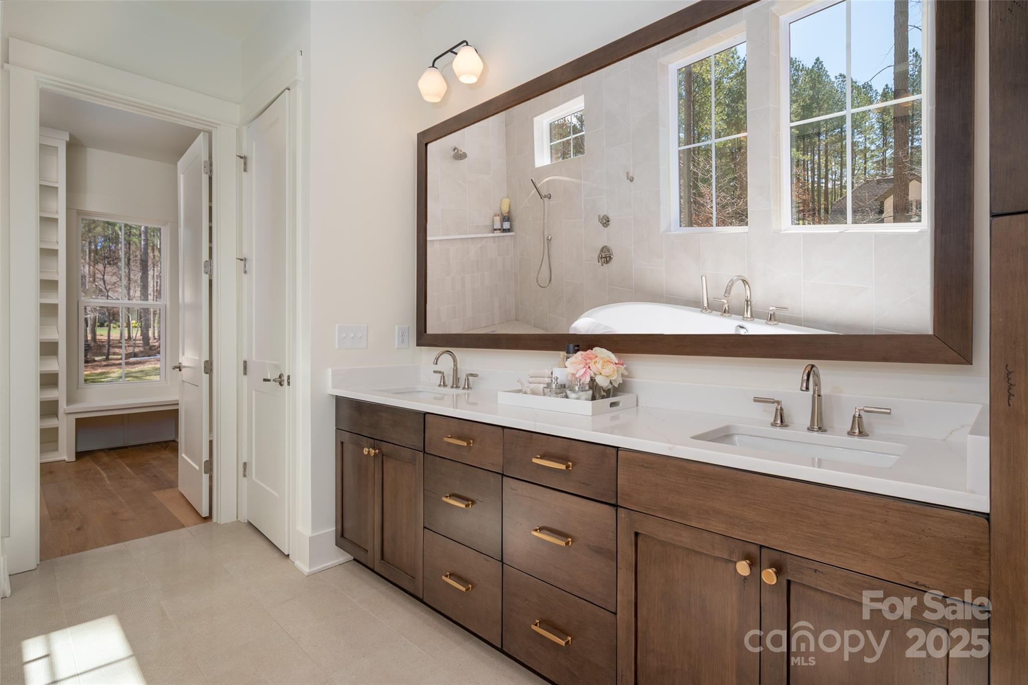 Falls Cove - Residential