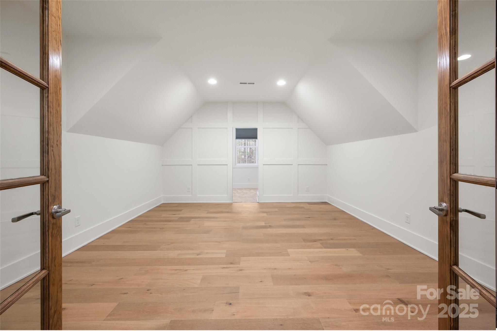 Falls Cove - Residential