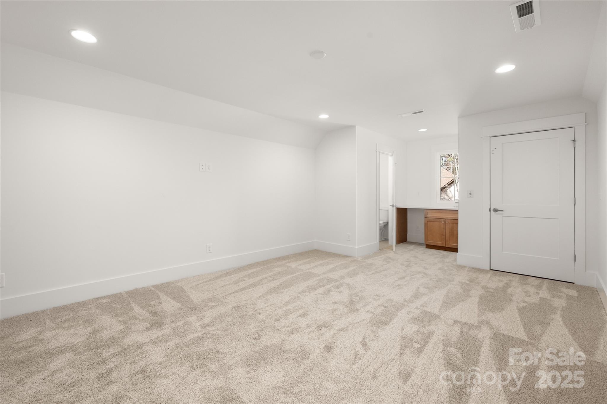 Falls Cove - Residential