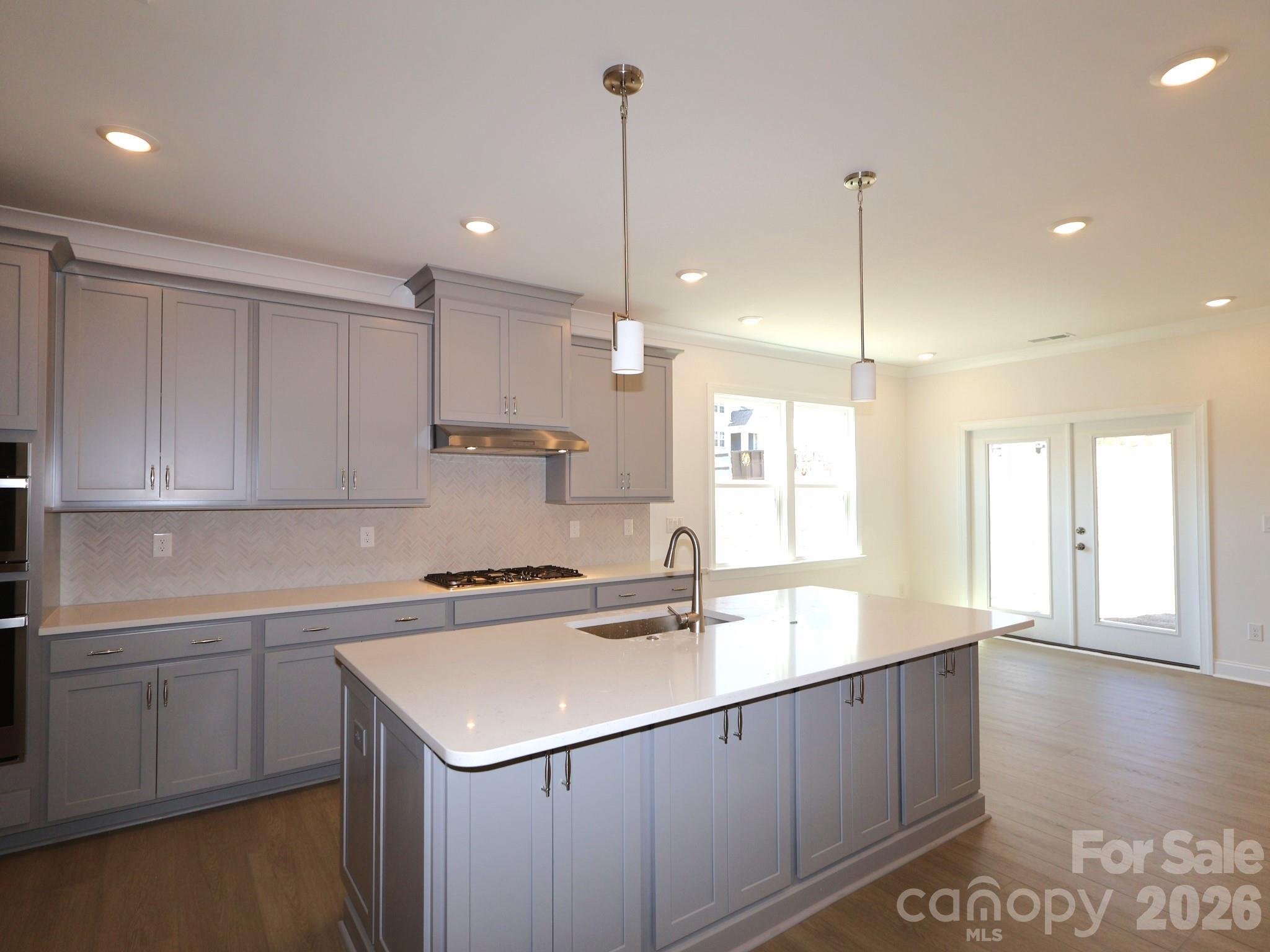 2960 Ballenger Street