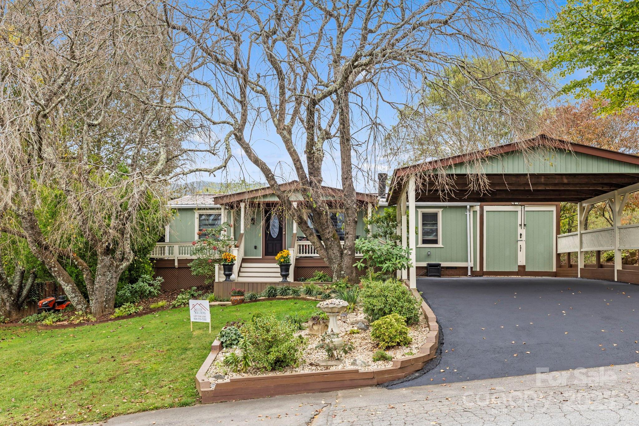 Mountain Shadows - Residential