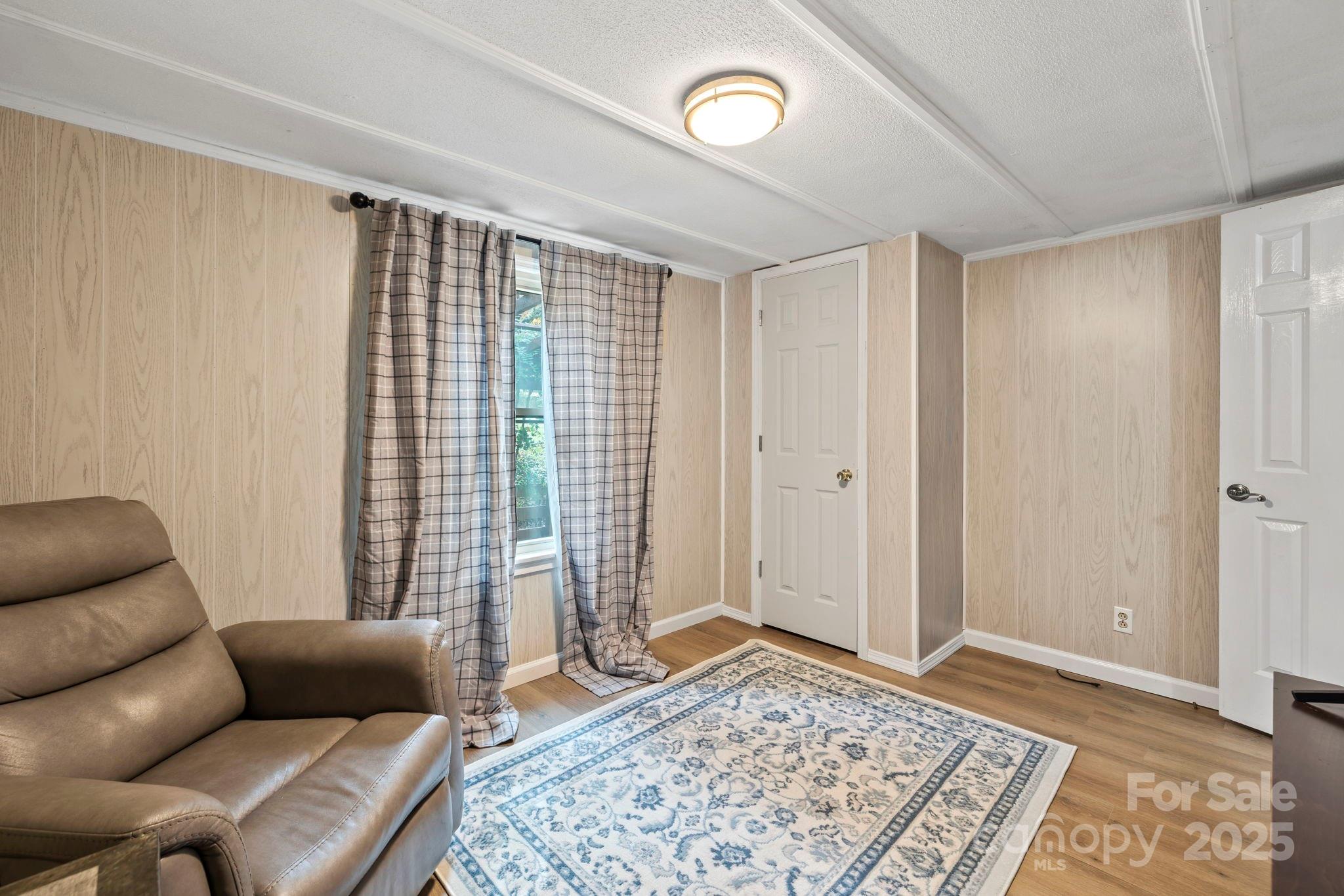 Mountain Shadows - Residential