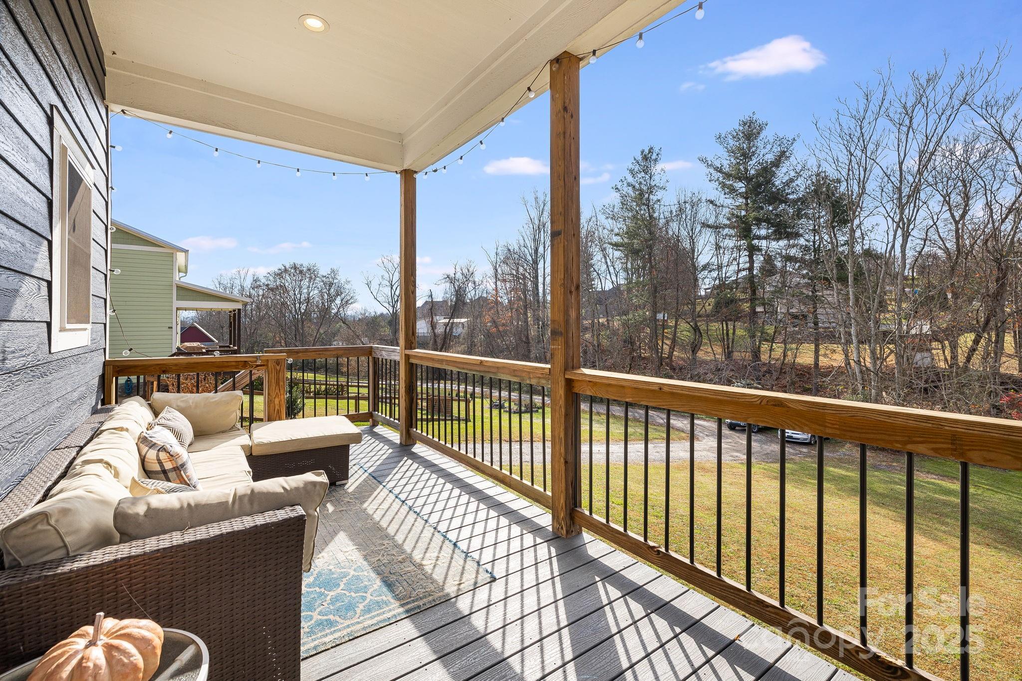 122 Mae Carver Drive