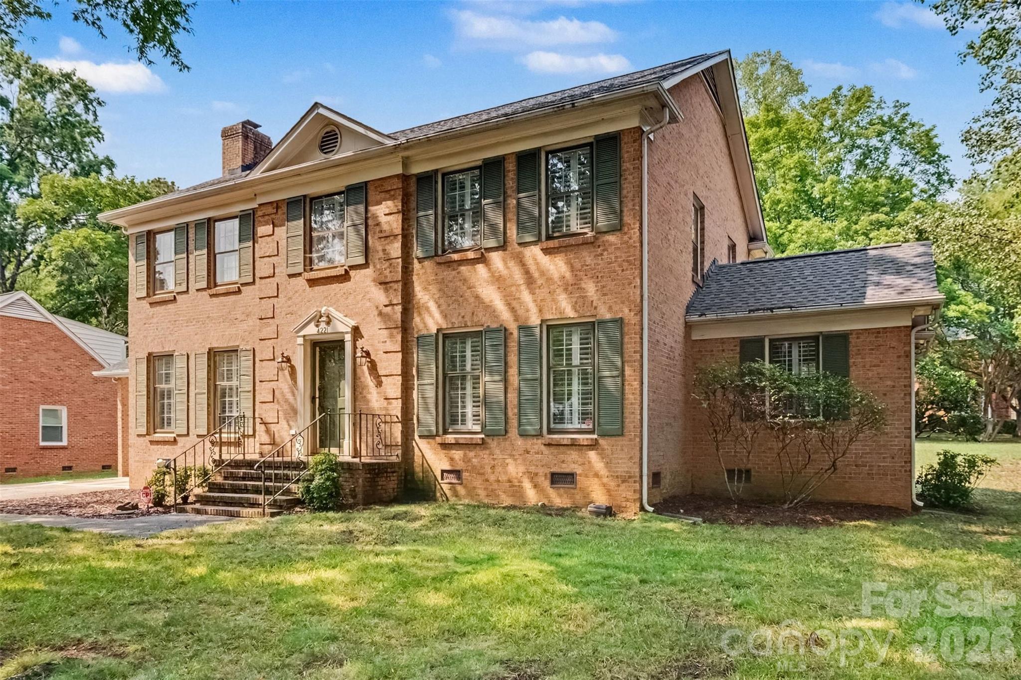 4221 Bridgewood Lane