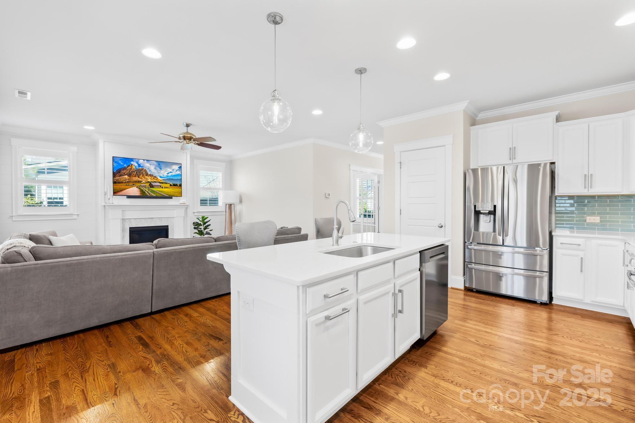 Riverwalk - Residential