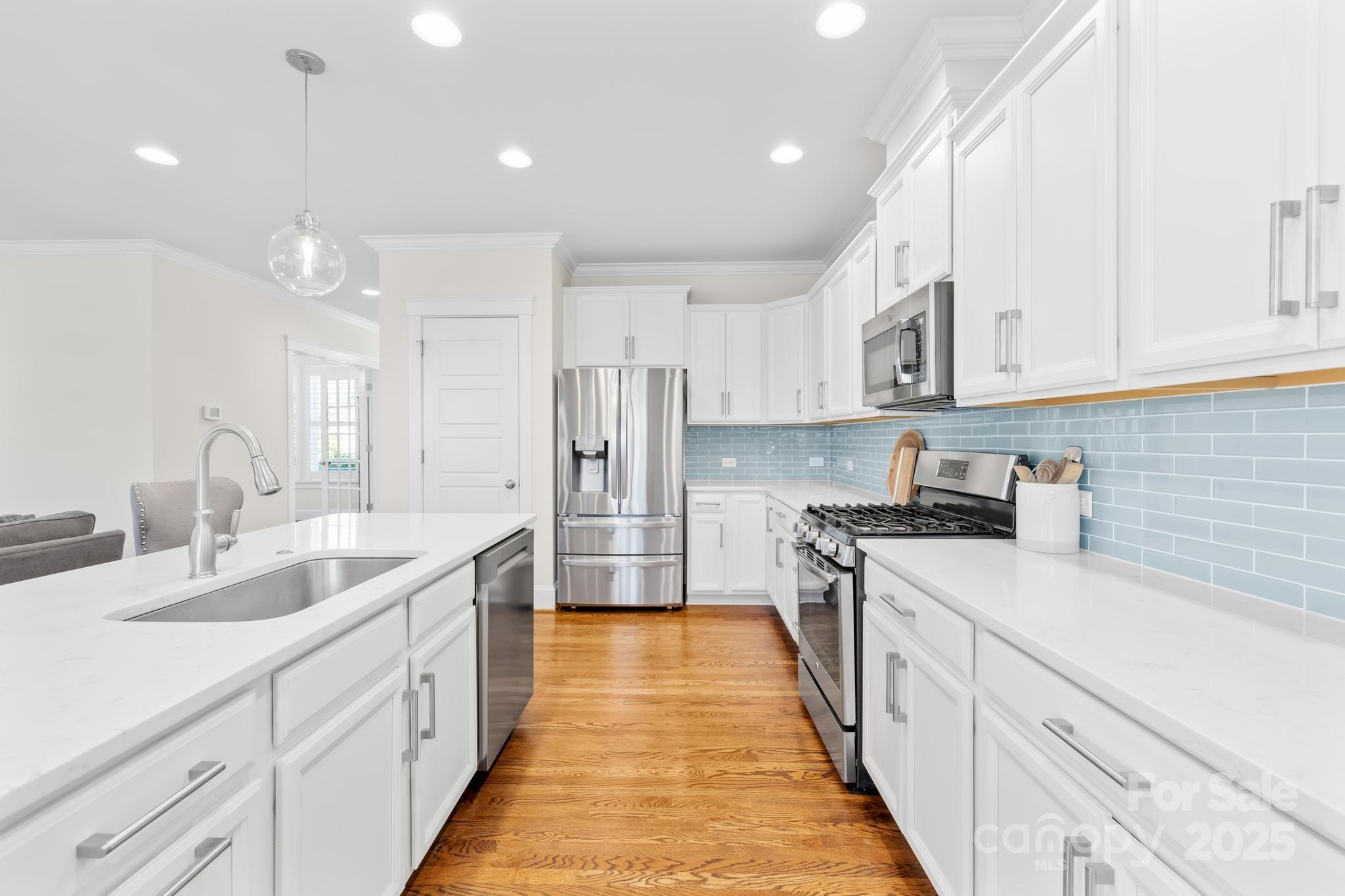 Riverwalk - Residential