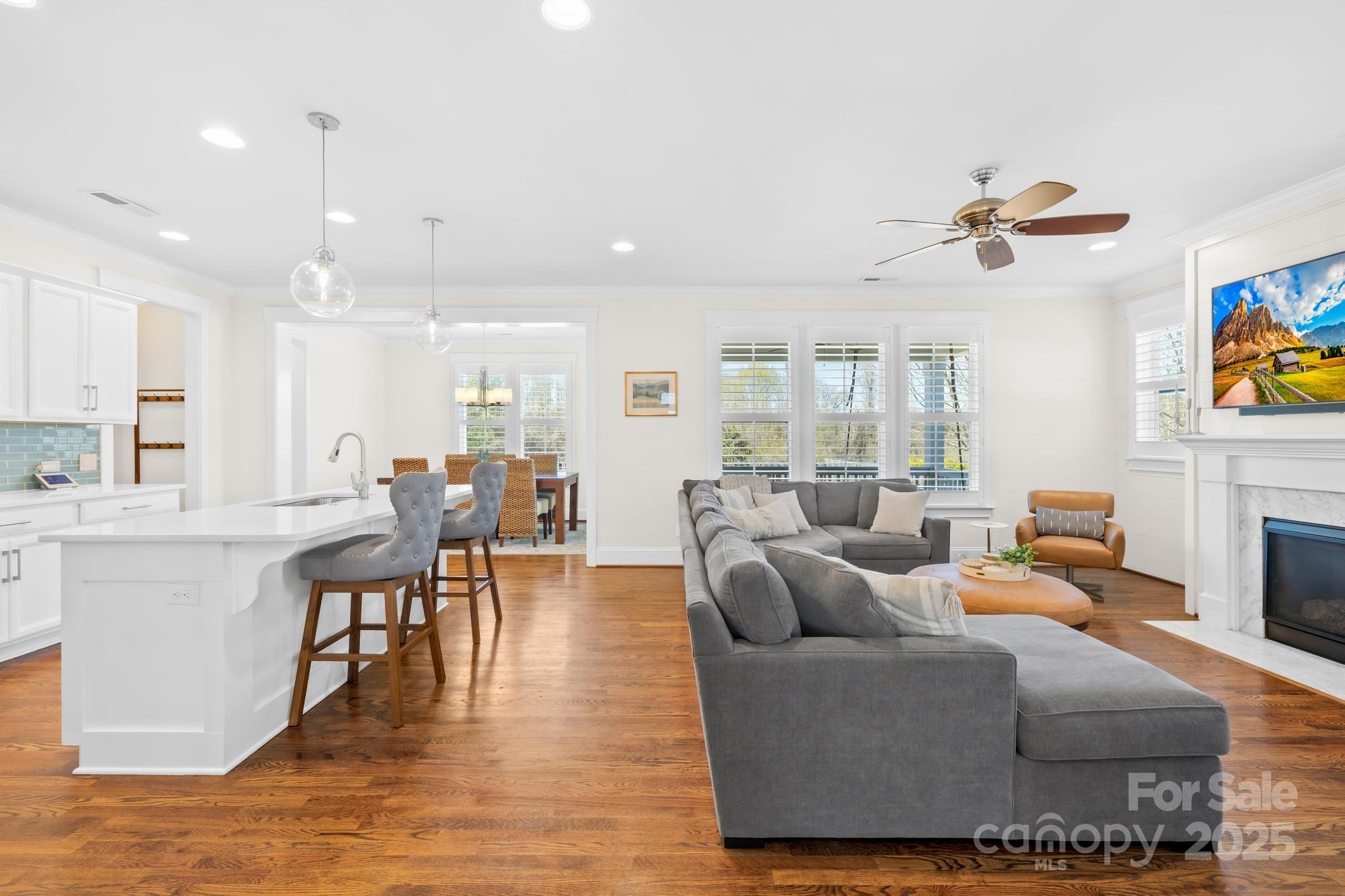 Riverwalk - Residential