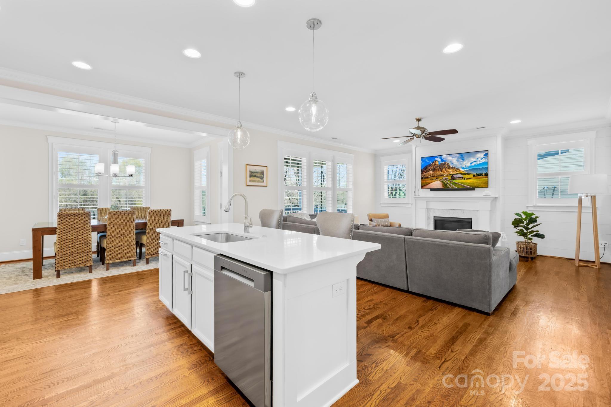 Riverwalk - Residential