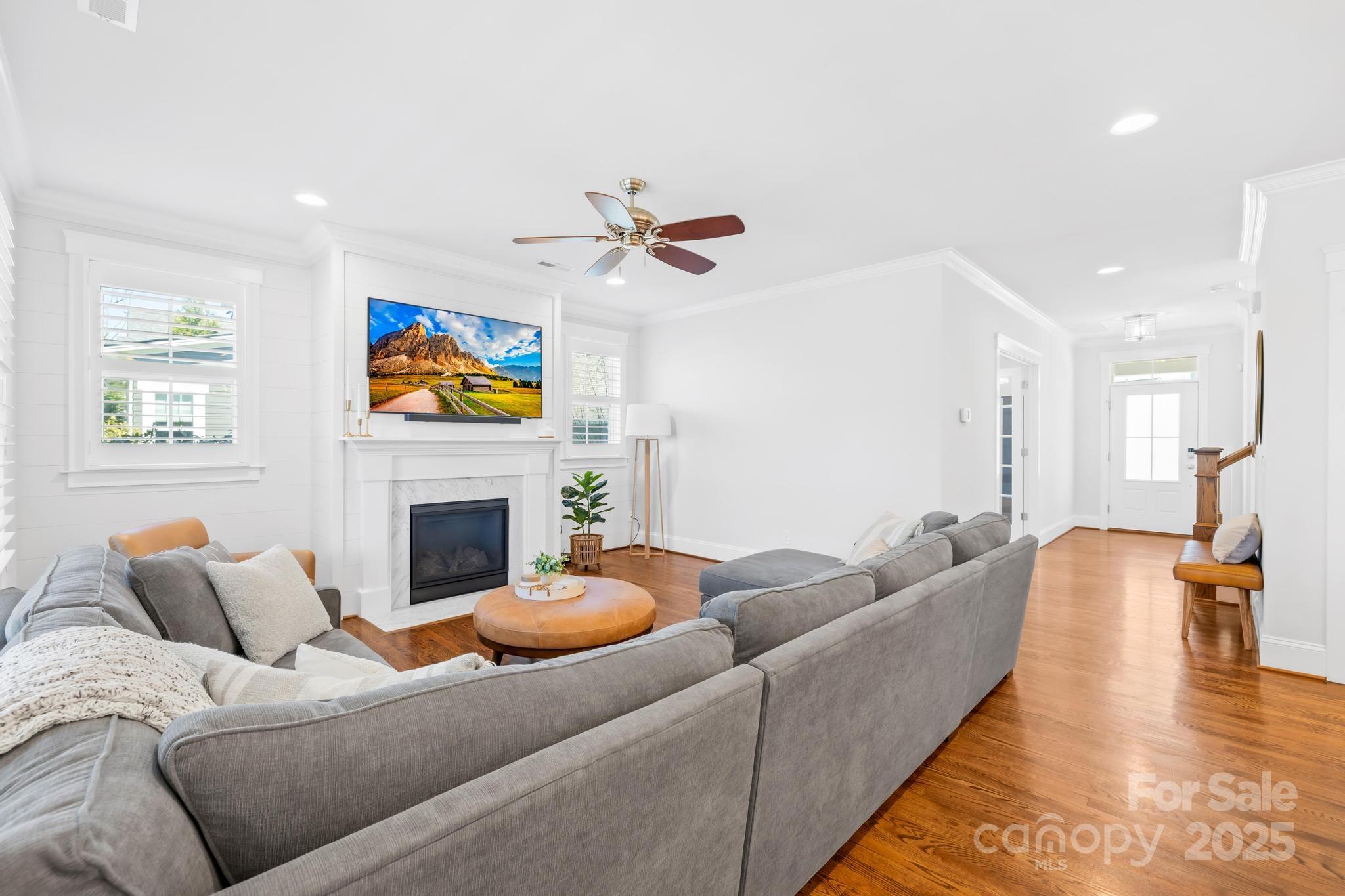 Riverwalk - Residential