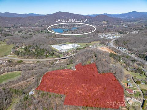Photo of 00 Woodland Drive, Waynesville, NC 28786 (MLS # 4123422)