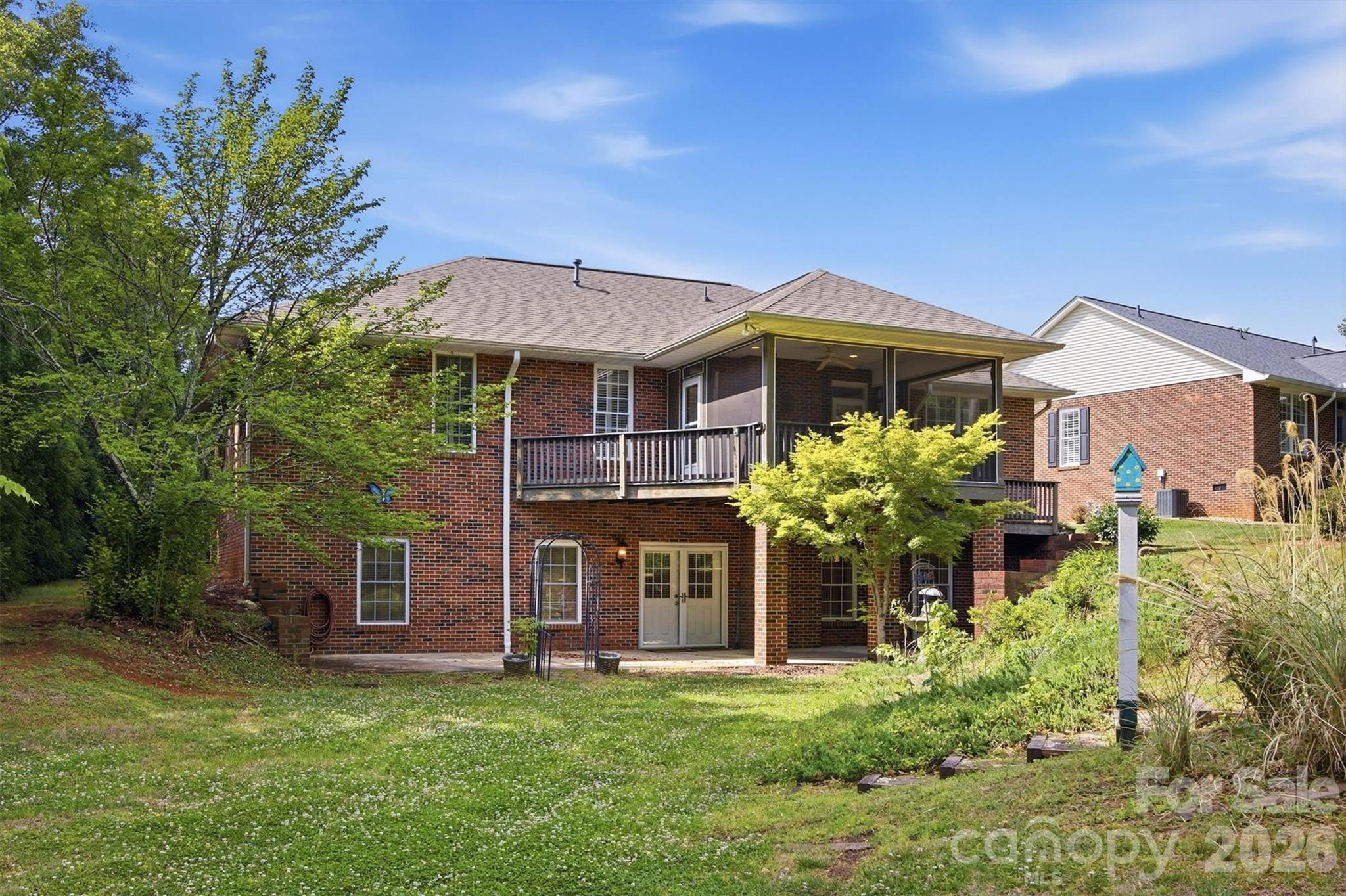 100 Crosscreek Drive