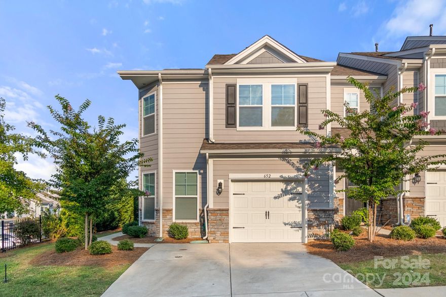 Welcome to The Ivy Ridge! Nestled in the quiet embrace of the serene Lake Wylie community, featuring a 3 bedroom, 2.5 bath townhome, Enjoy the perks of being in a corner unit, which maximizes natural light but also provides a unique position with an open common space next door, providing both privacy and a spacious feel. The property is conveniently located near restaurants, award-winning Clover schools, parks, Charlotte Airport and shopping centers with a short commute to downtown Charlotte. Enjoy top-notch neighborhood amenities such as pickleball courts, a fitness center, clubhouse, playground and much more. Seller is a SC Real Estate agent.