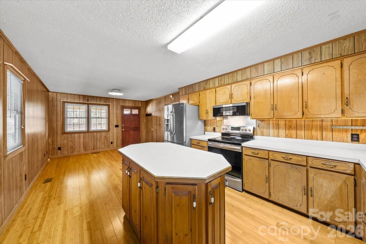 Holly Hills - Residential