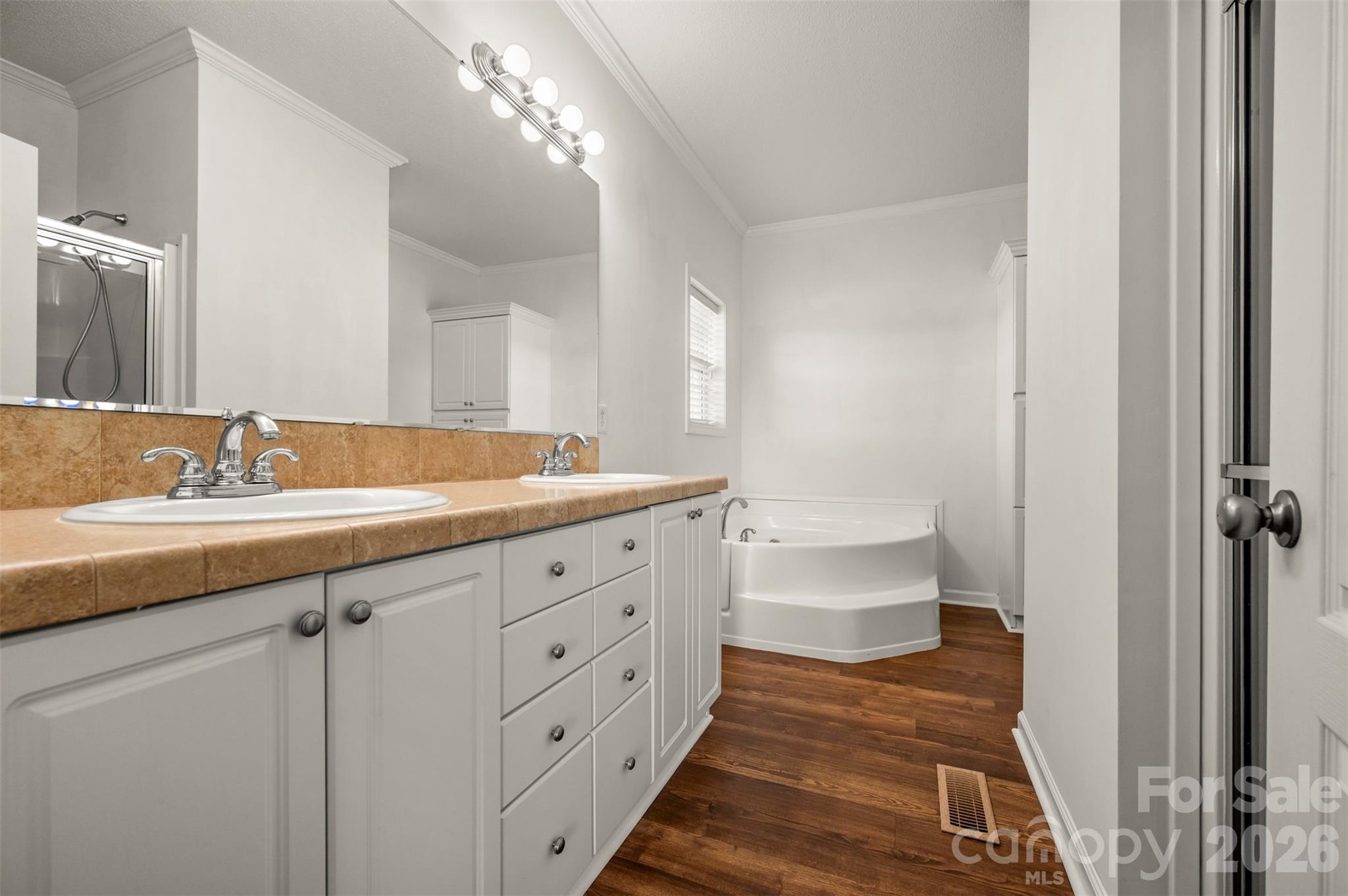 River Road Farms - Residential