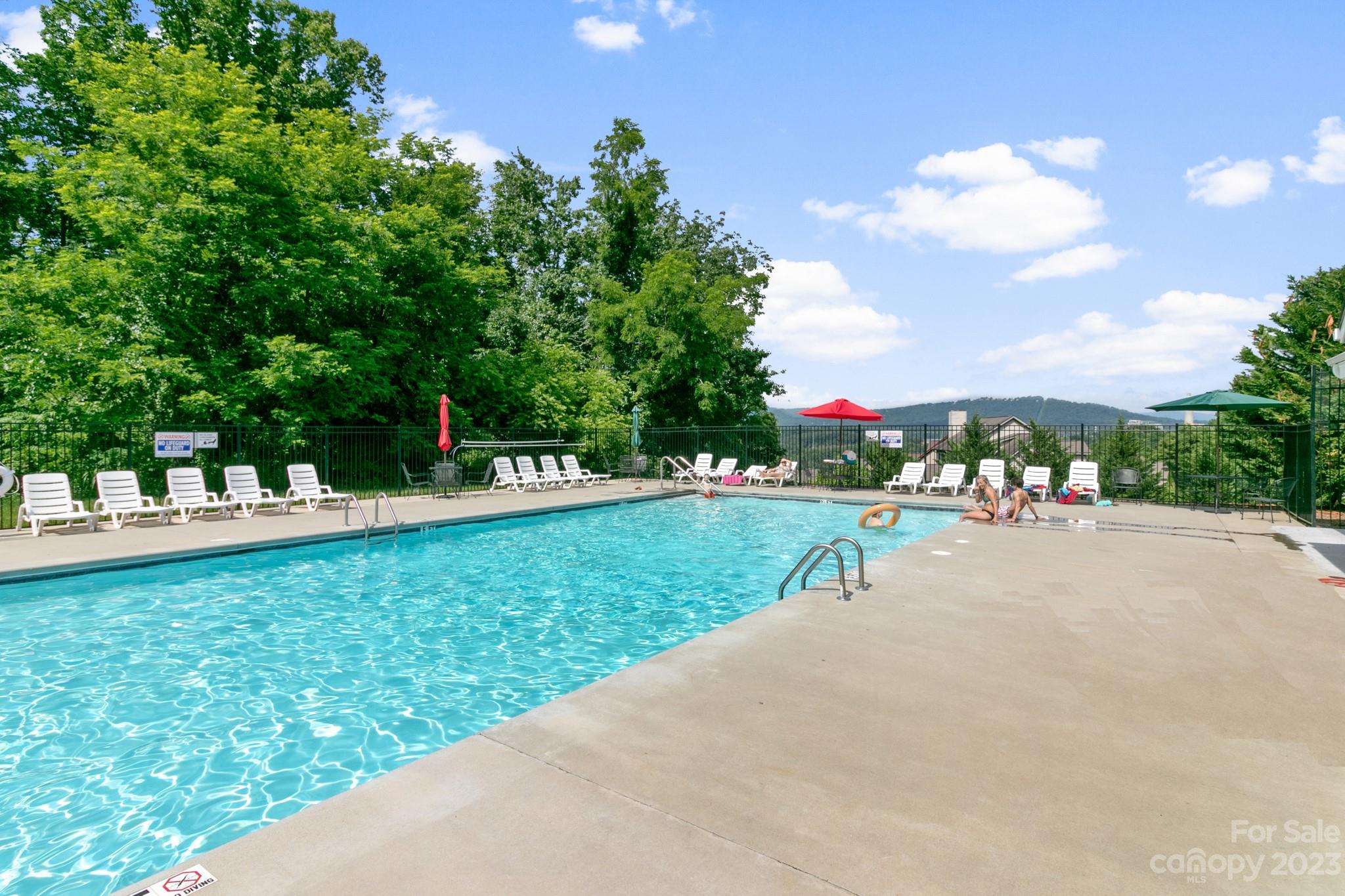 Waightstill Mountain - Residential