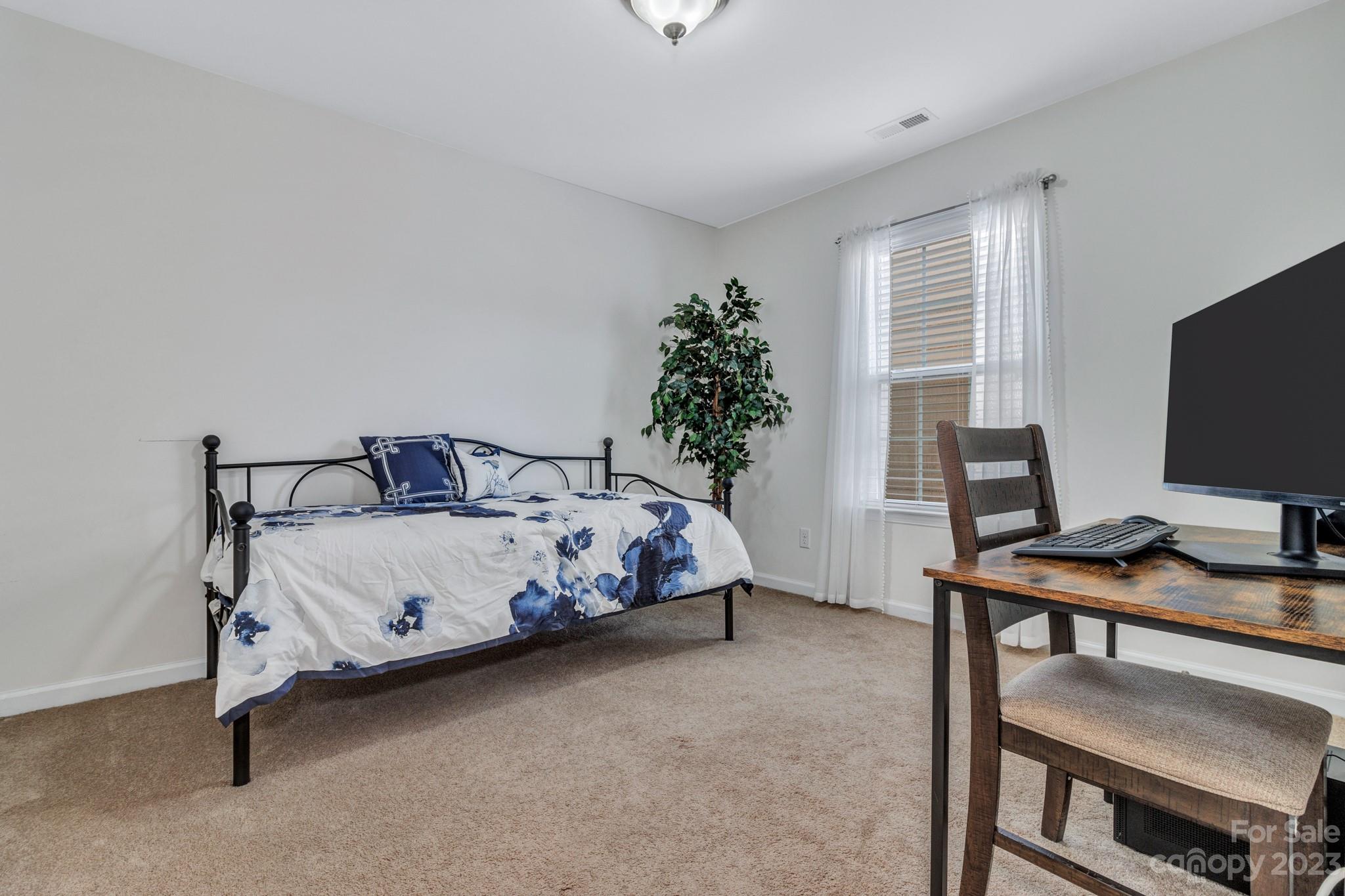 Waightstill Mountain - Residential