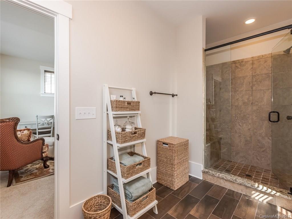 Riverwalk - Residential