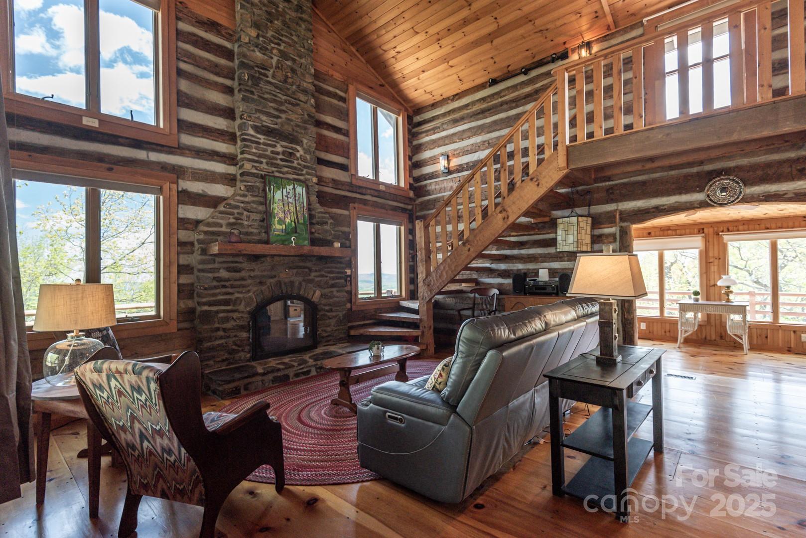 1303 Homestead Road