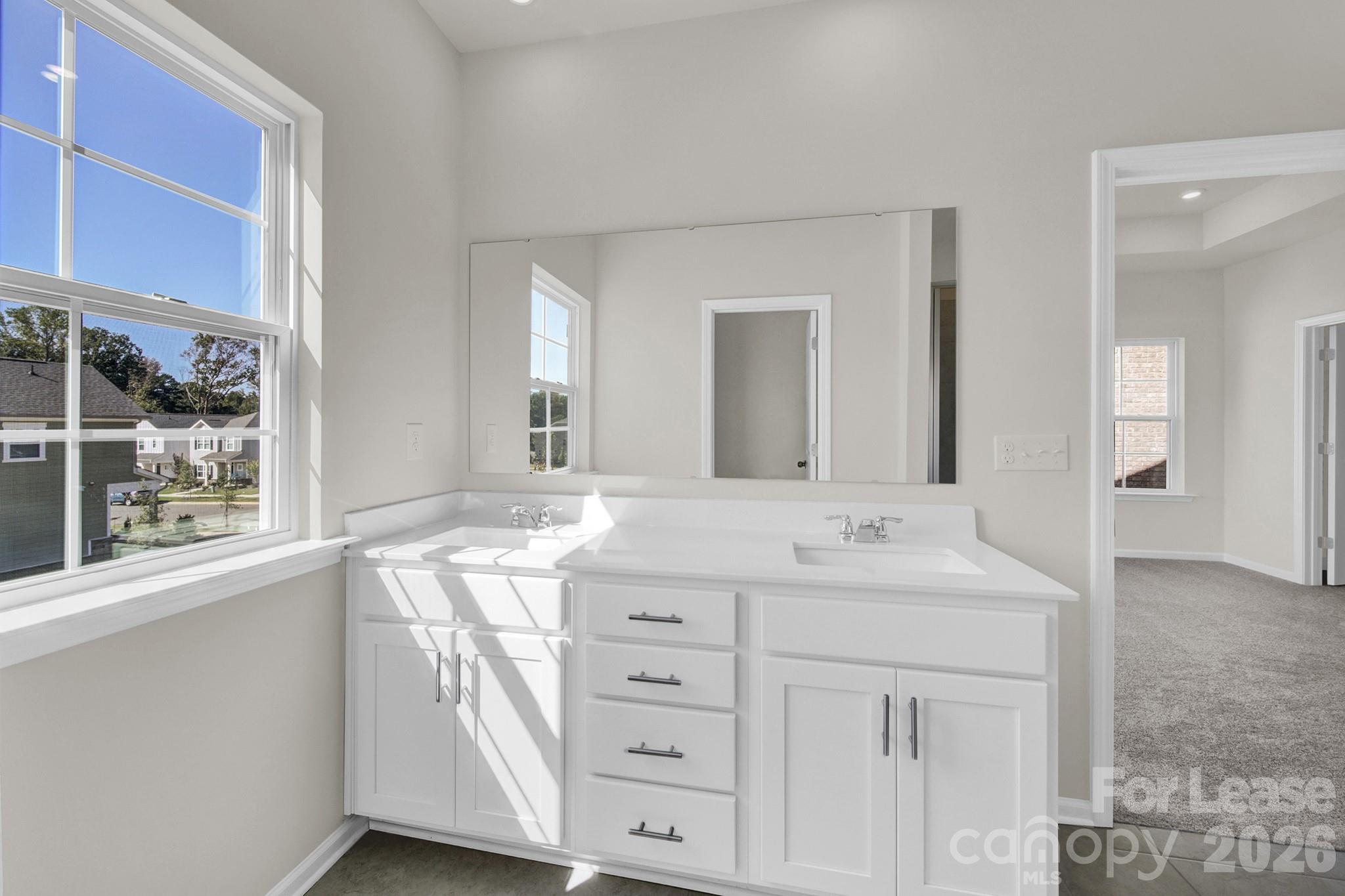 5424 Kinsbridge Drive