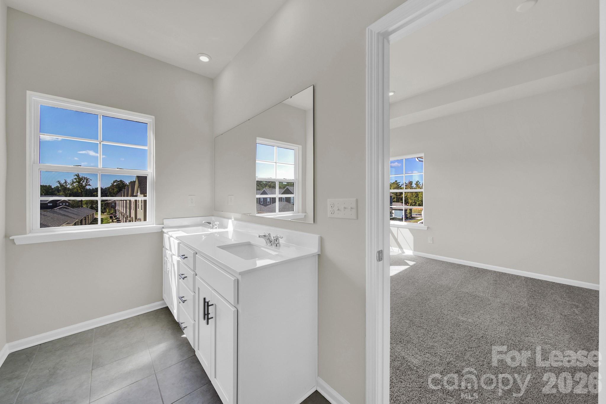 5424 Kinsbridge Drive