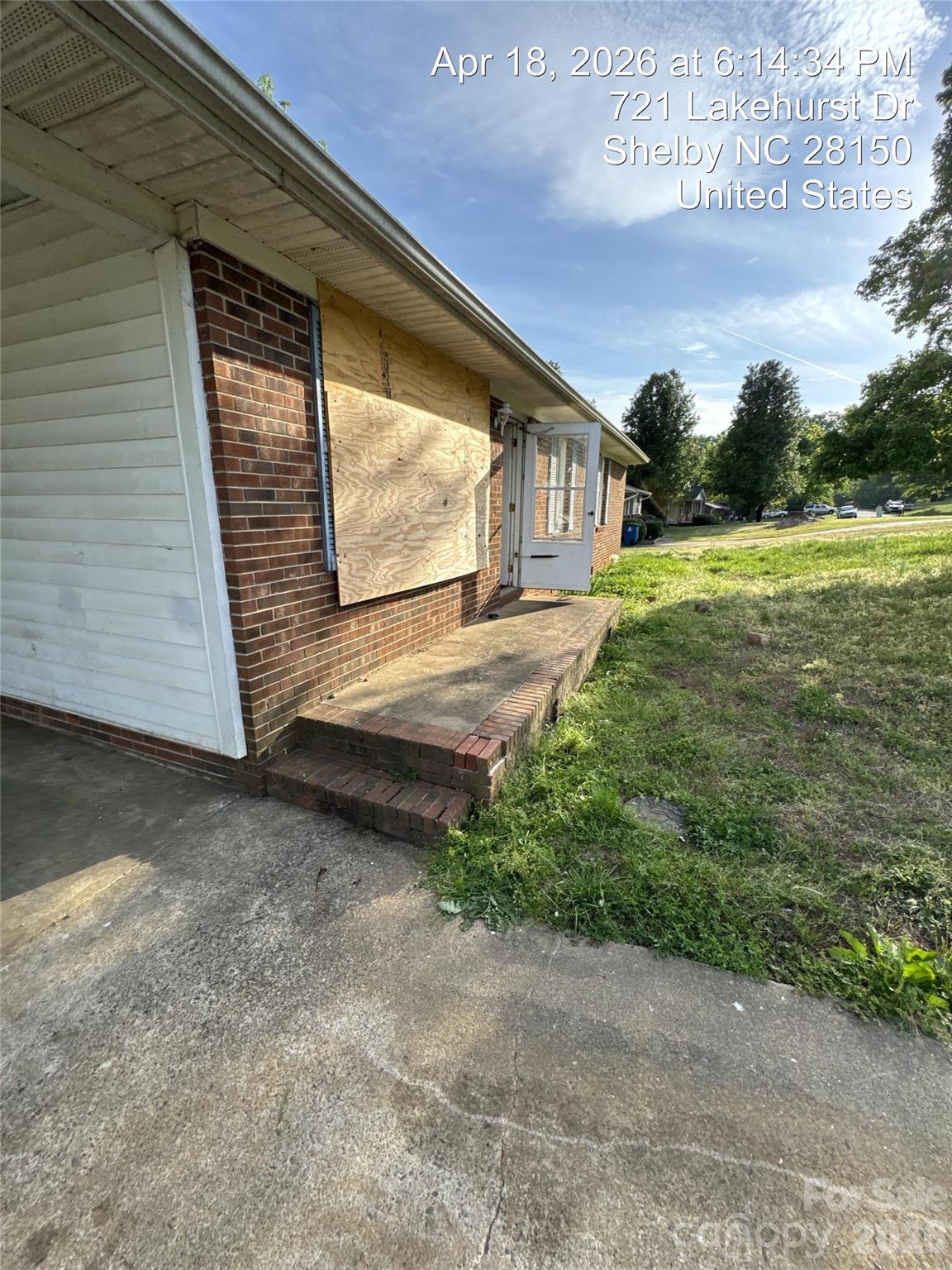 Lake Terrace - Residential