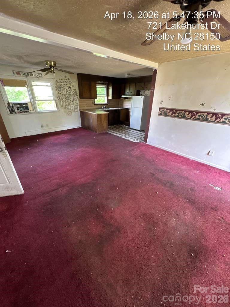 Lake Terrace - Residential