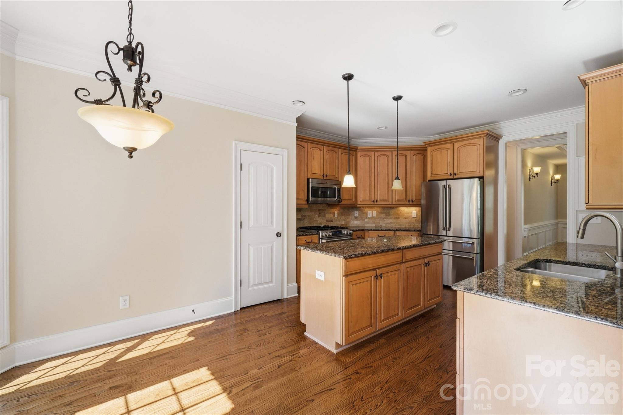 1170 Iyeye Street 104