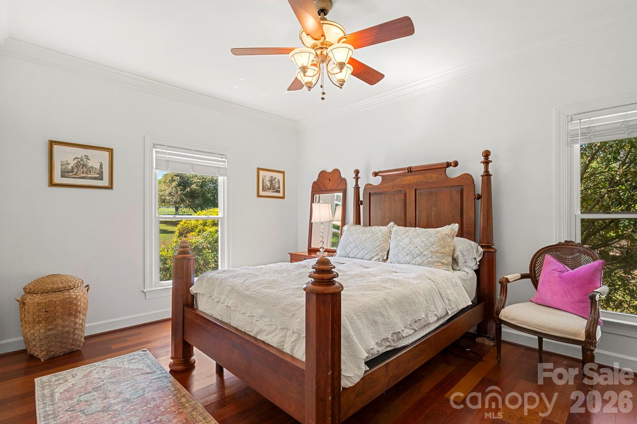 Ivy woods - Residential