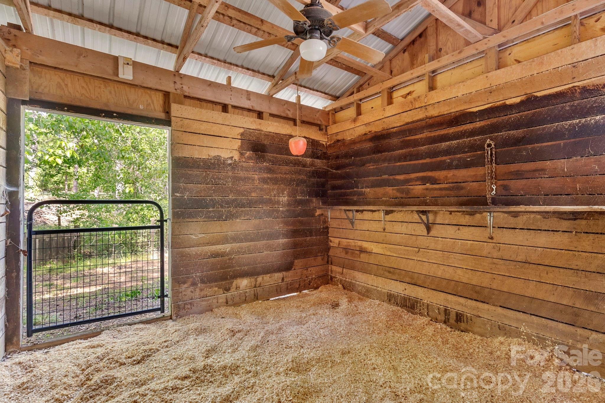 Ivy woods - Residential