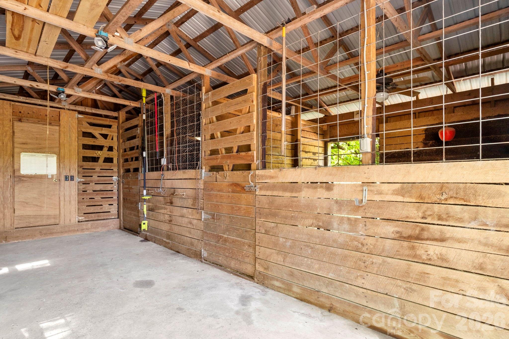 Ivy woods - Residential