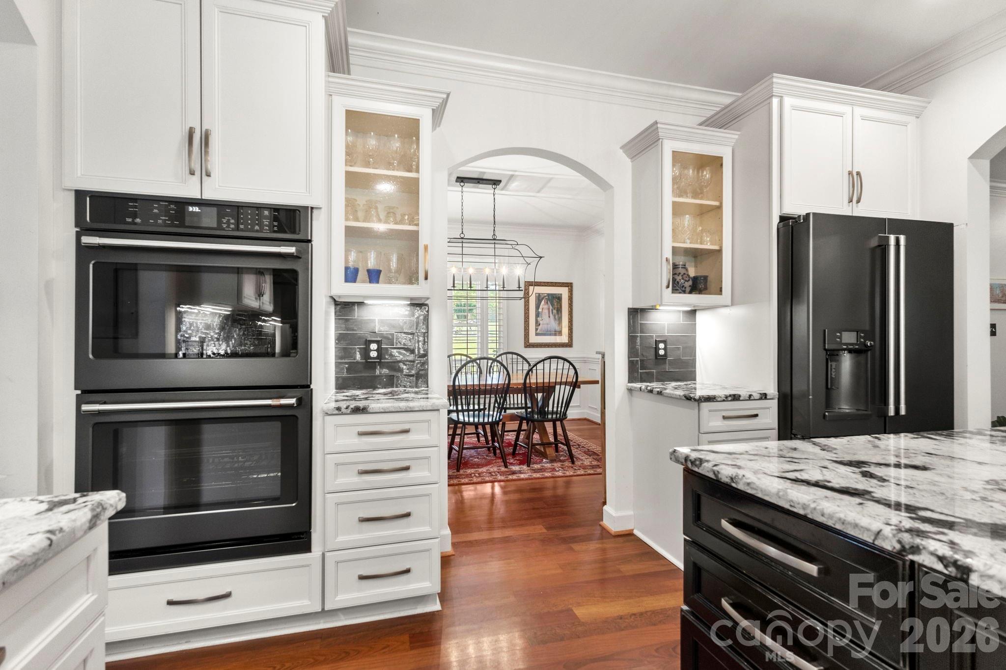 Ivy woods - Residential