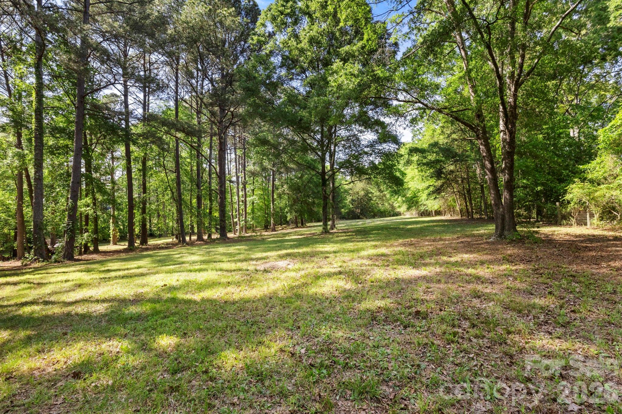 Ivy woods - Residential