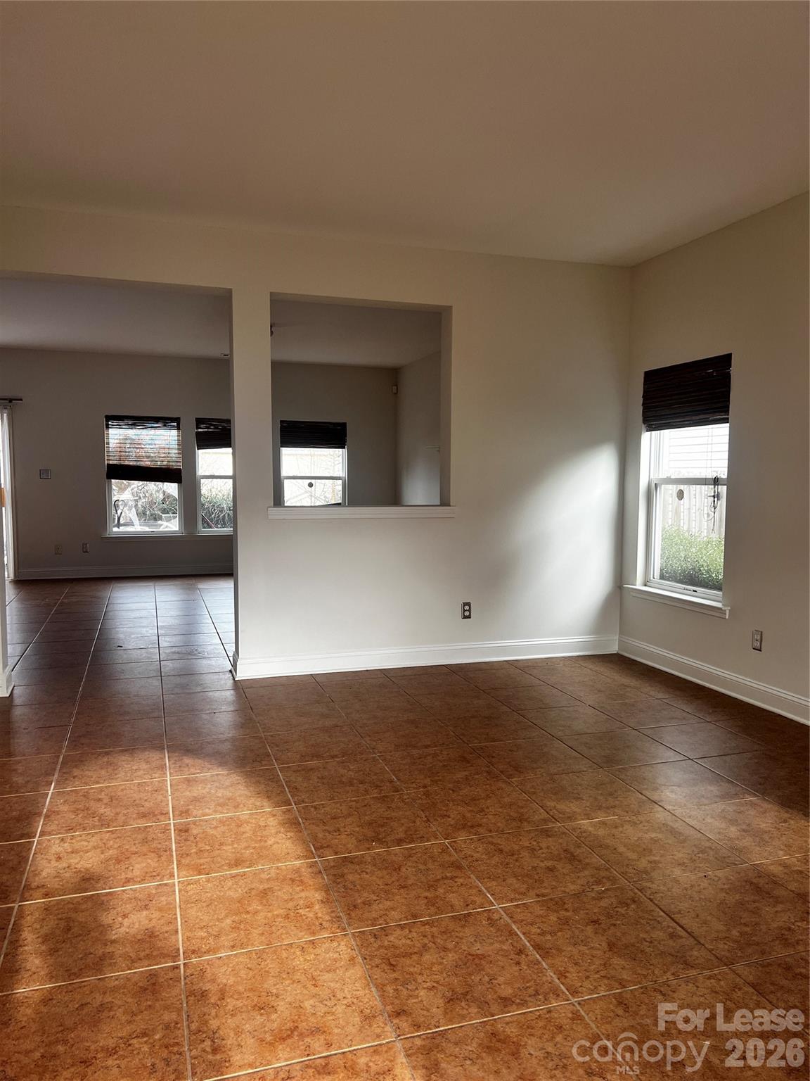 Hamilton Lakes - Residential Lease