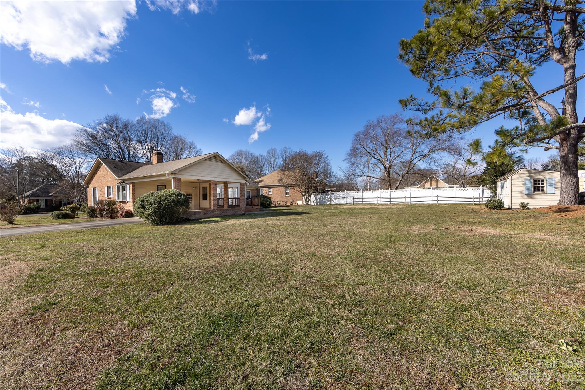 Sherwood Forest - Residential