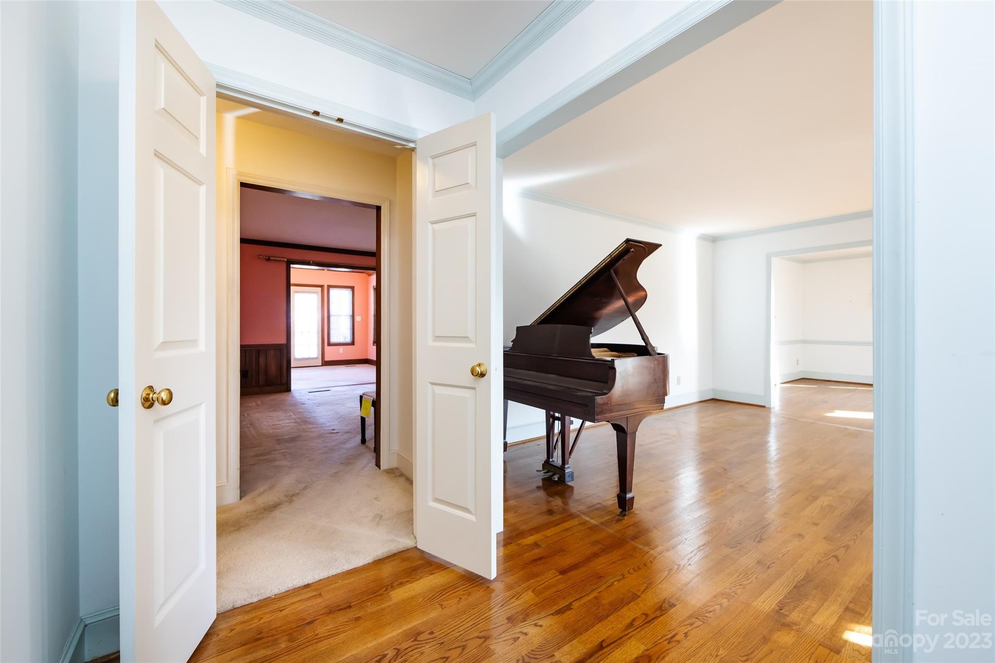 Sherwood Forest - Residential