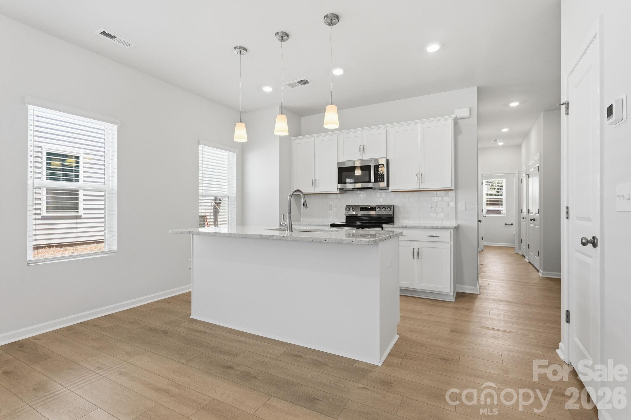 4636 Lakeview Road