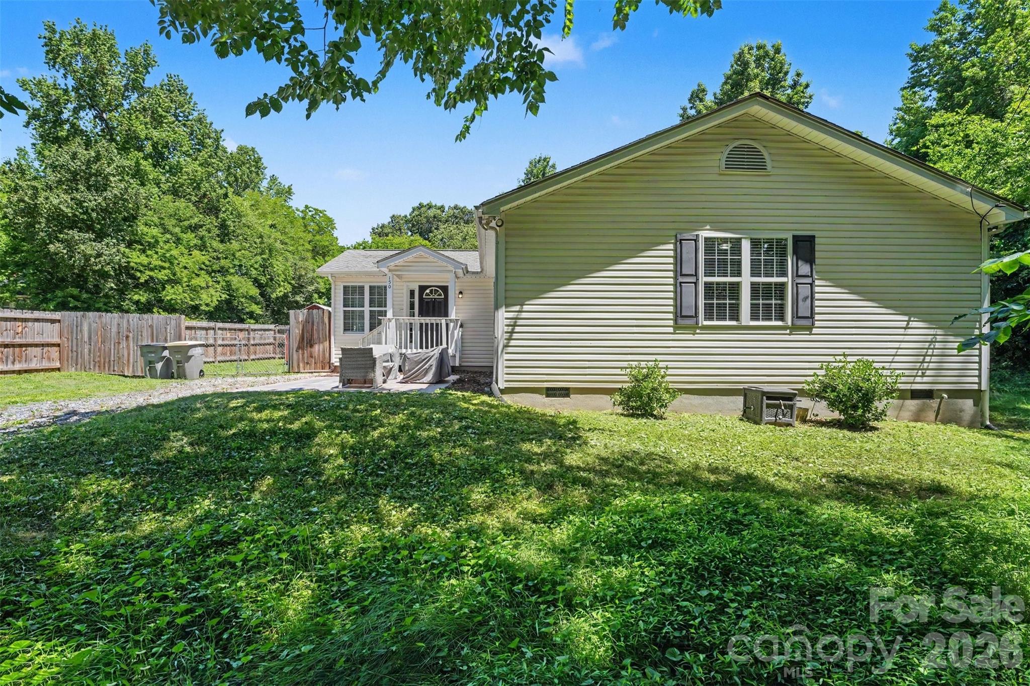 150 Waco Avenue