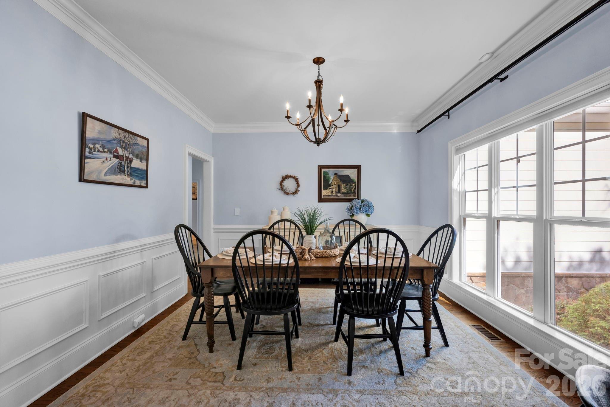 134 Lakeshore Hills Drive