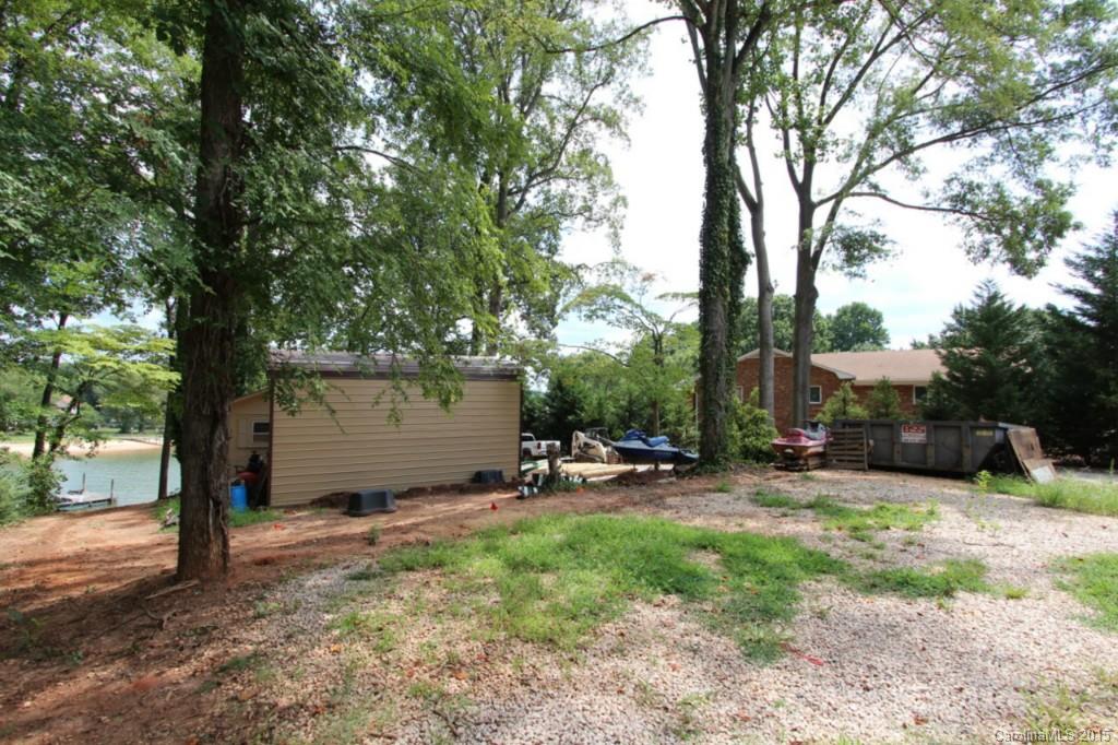 Commodore Peninsula - Land