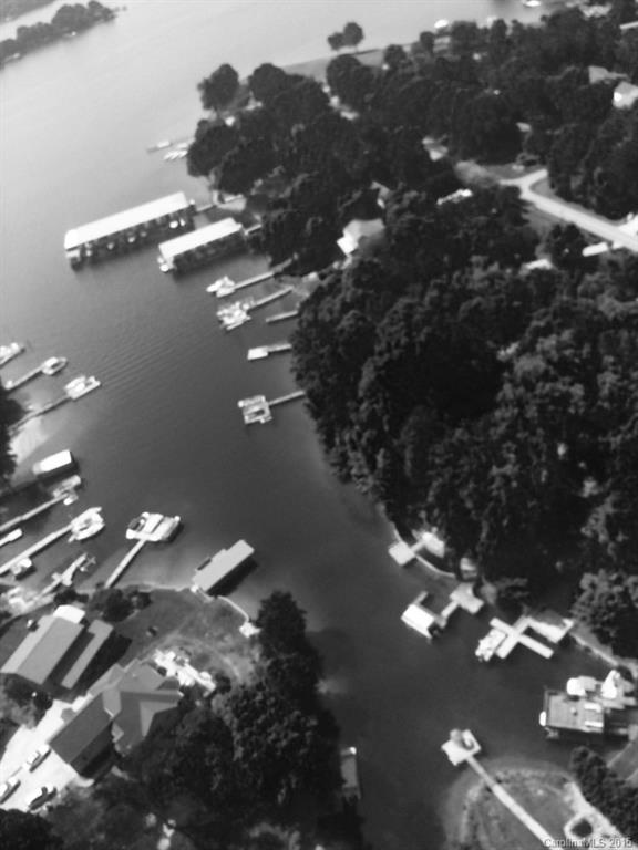 Commodore Peninsula - Land