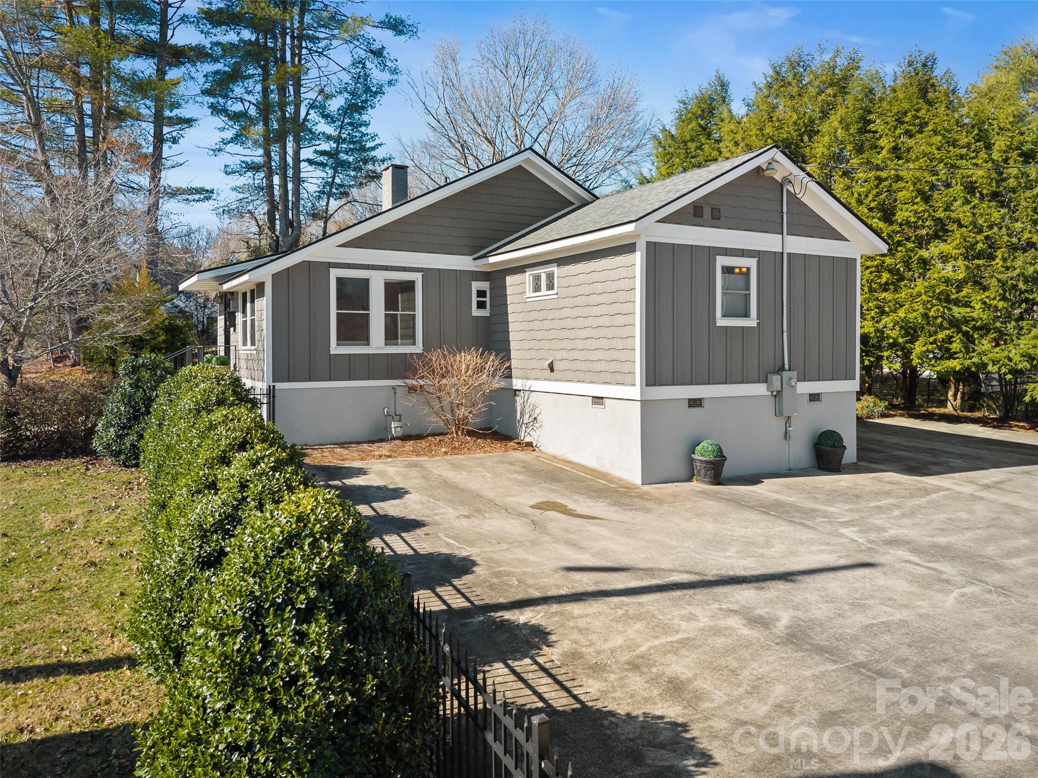 294 S Caldwell Street