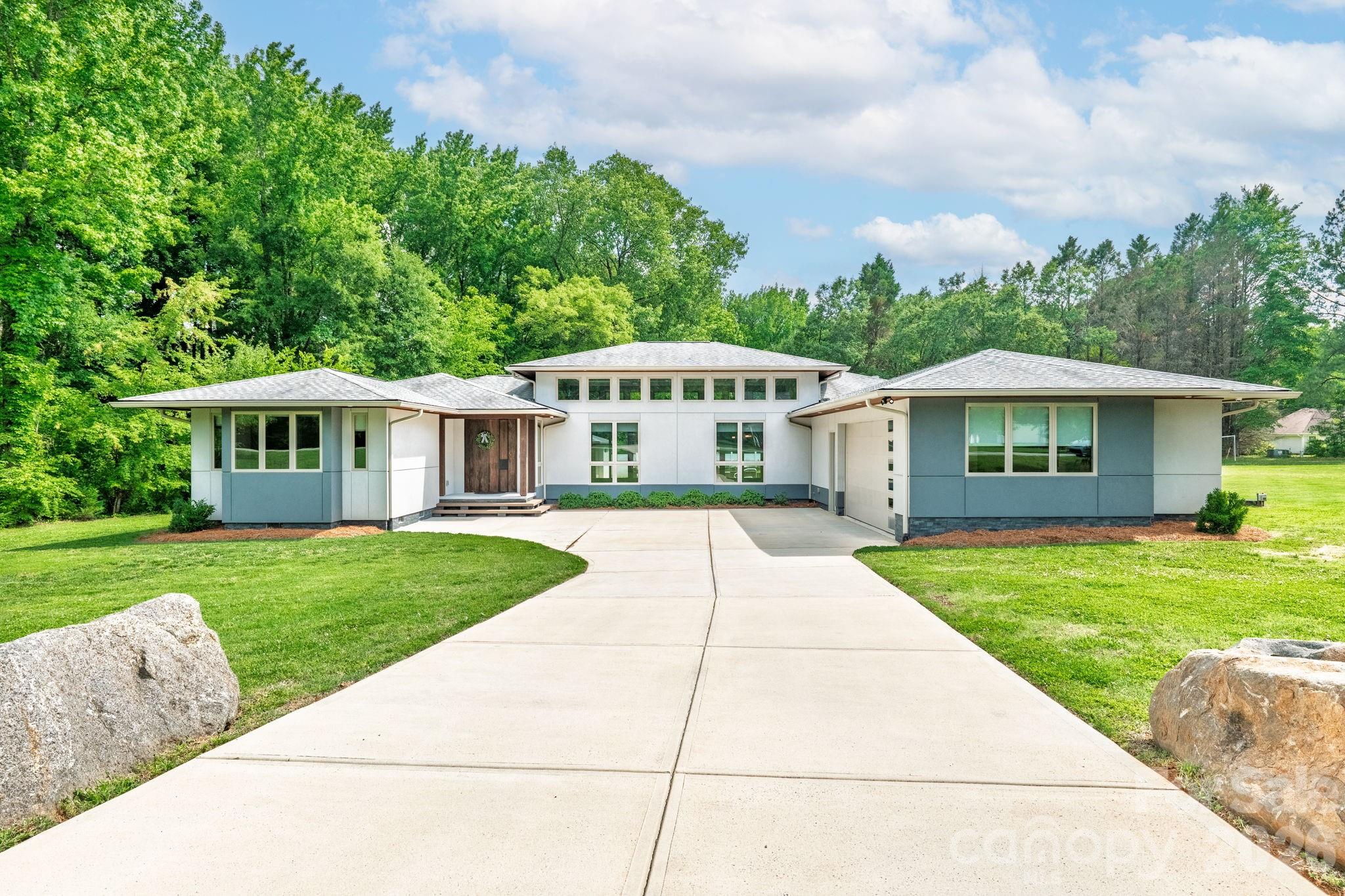 439 Cottonfield Circle