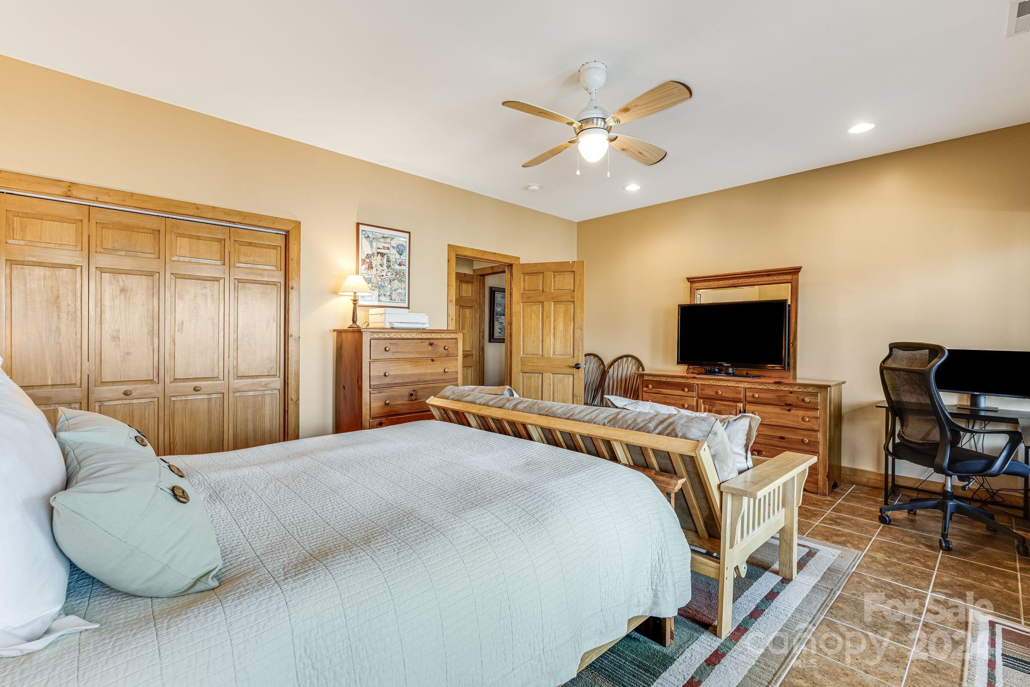 Wolf Laurel - Residential