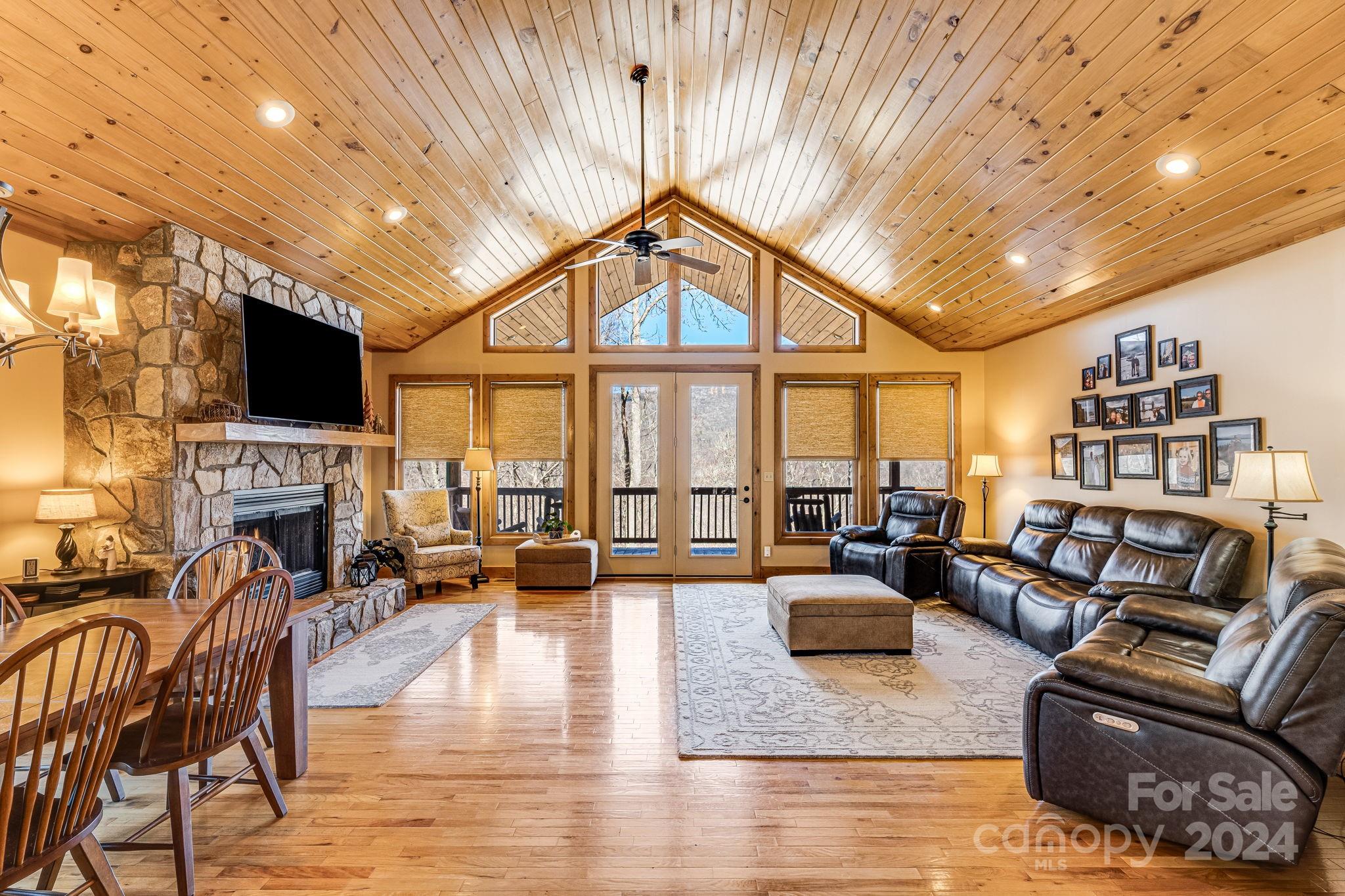 Wolf Laurel - Residential