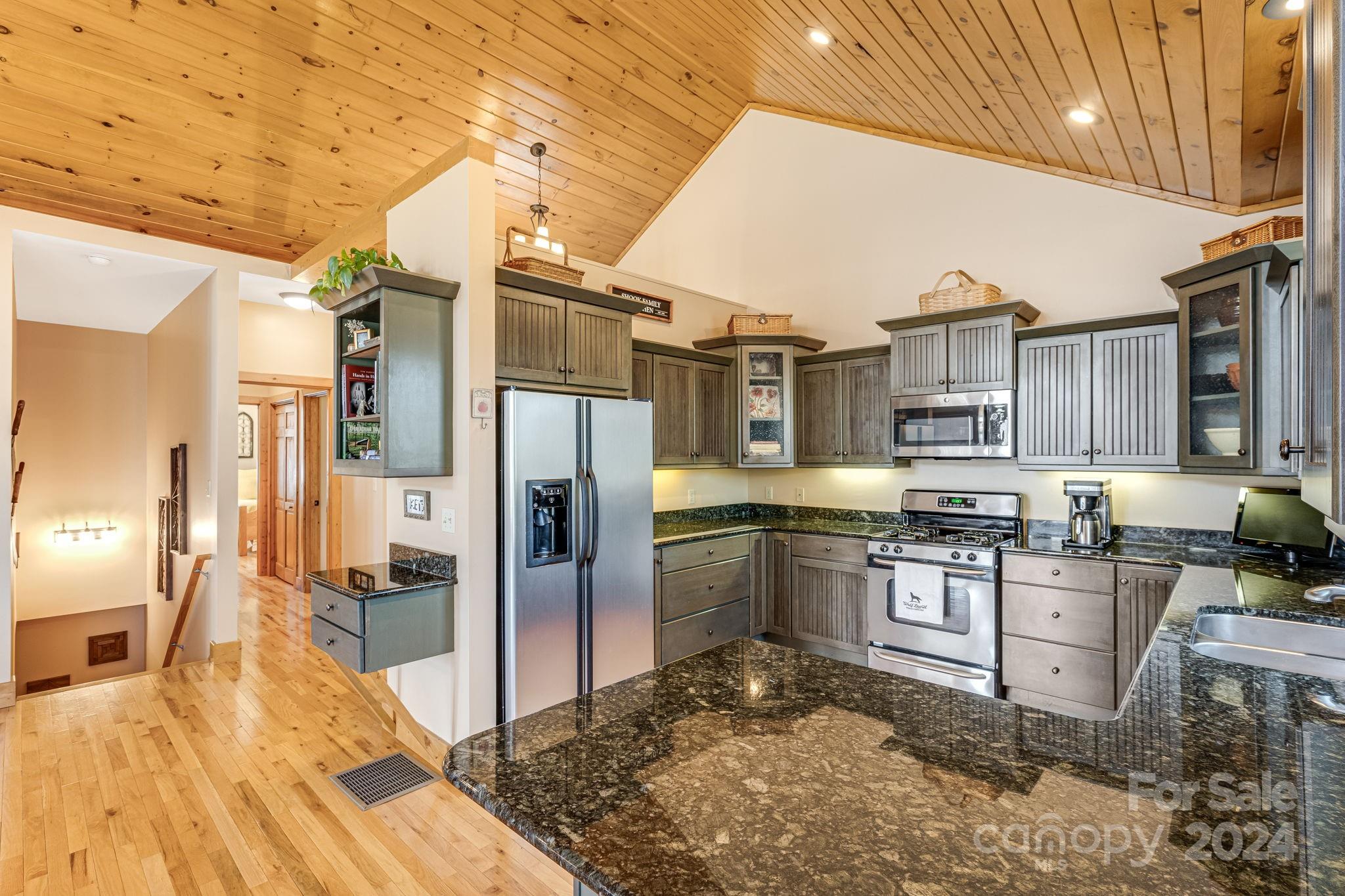 Wolf Laurel - Residential