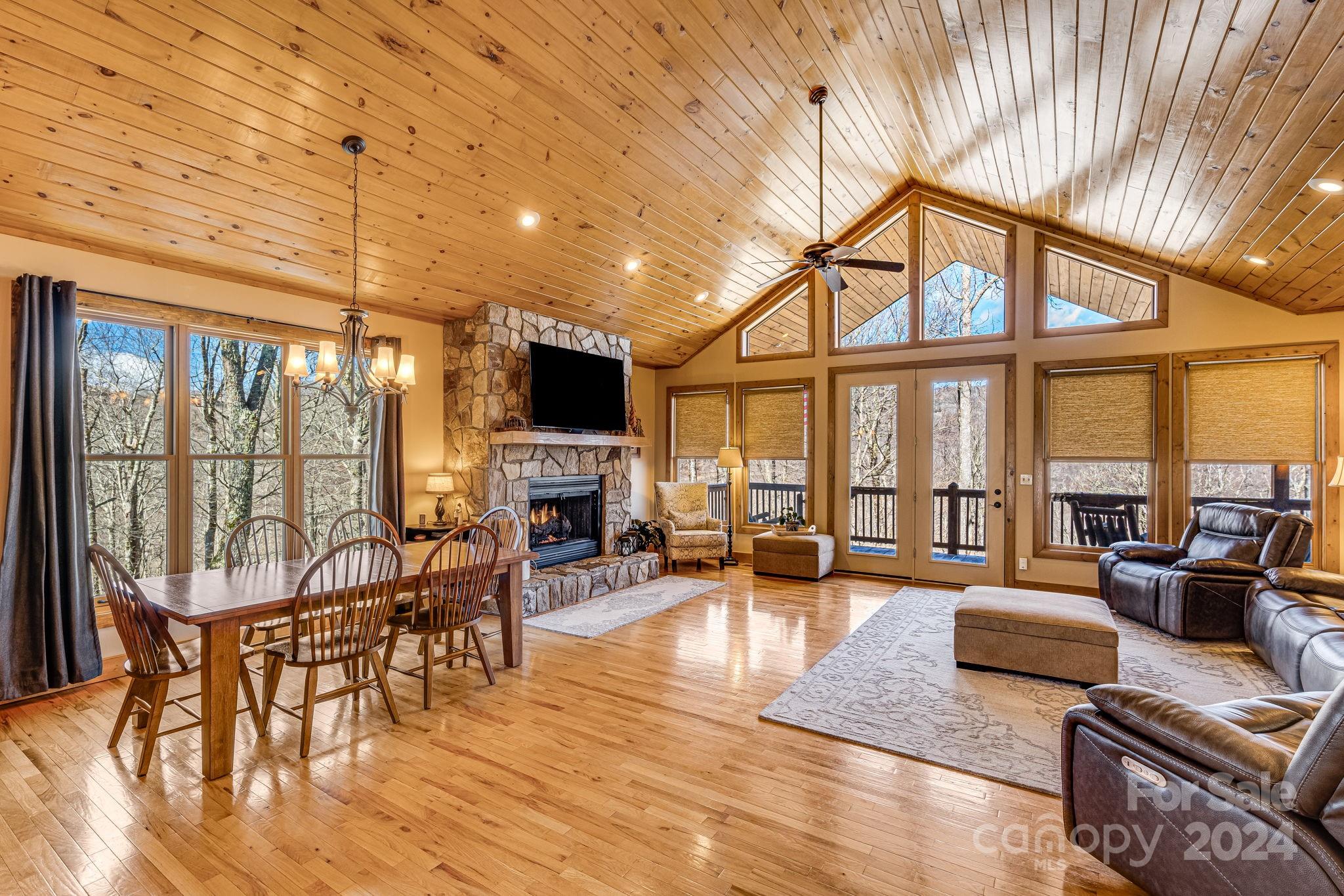 Wolf Laurel - Residential