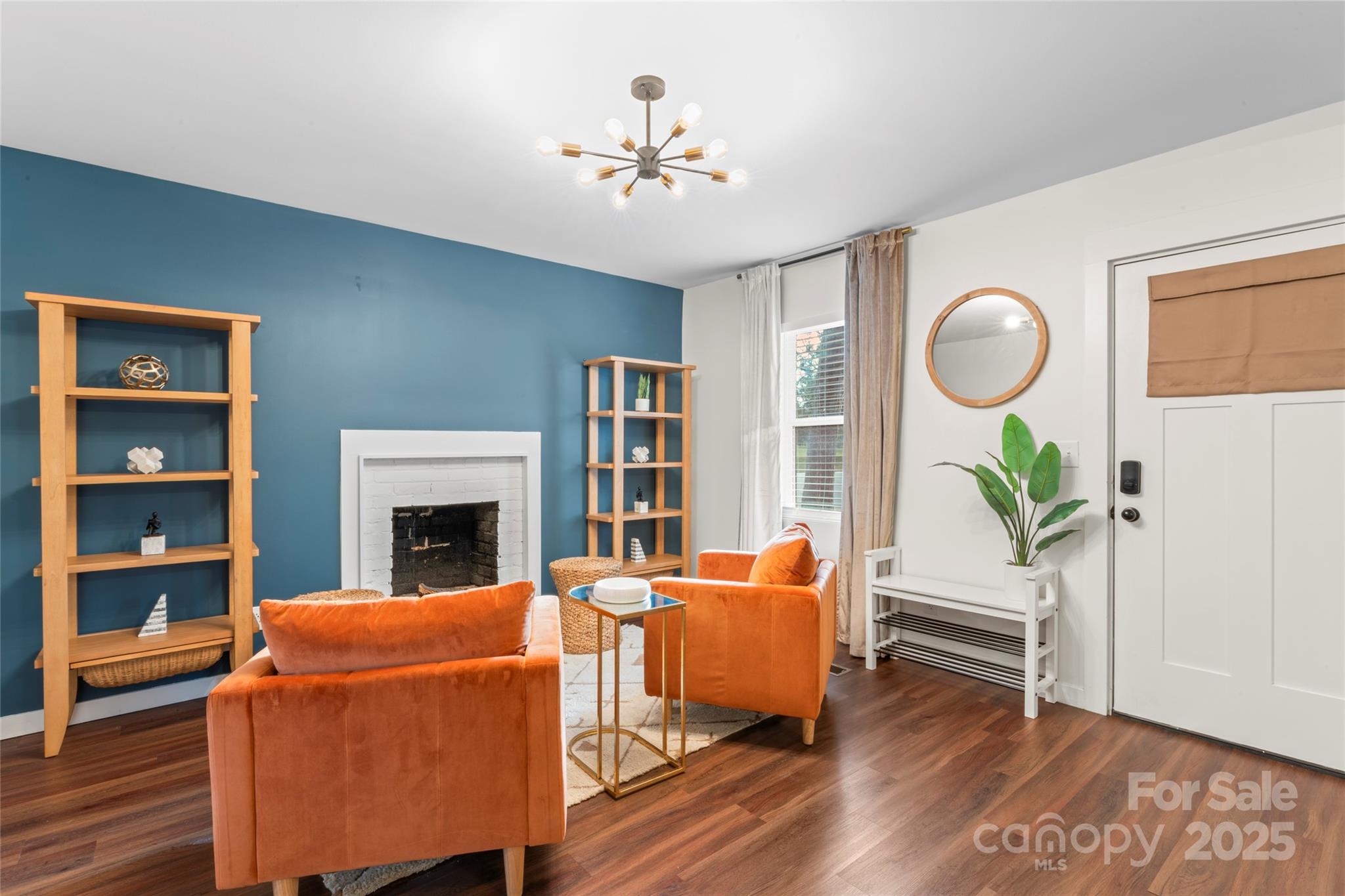 615 Ligustrum Street