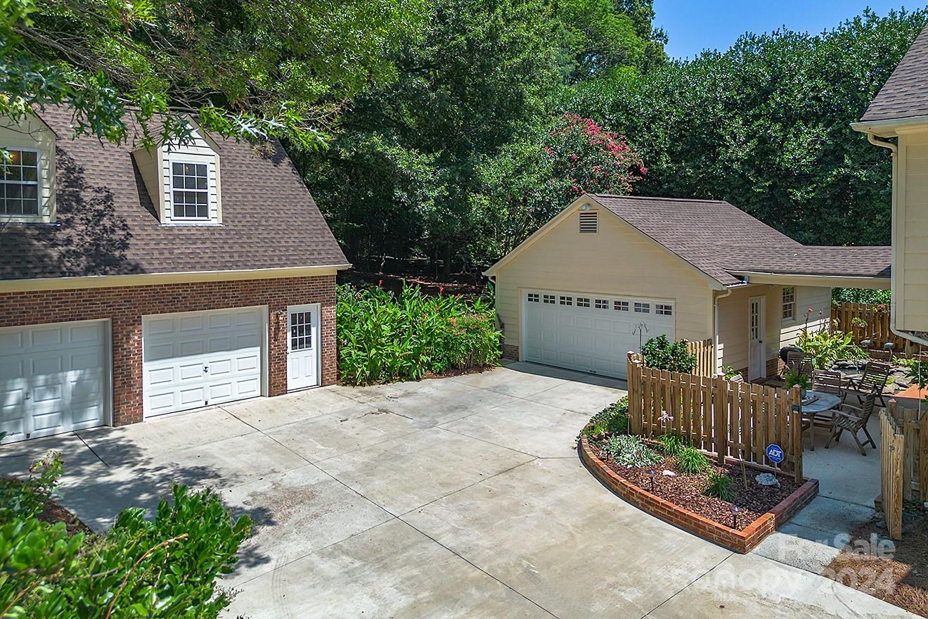 Foxcroft East - Residential