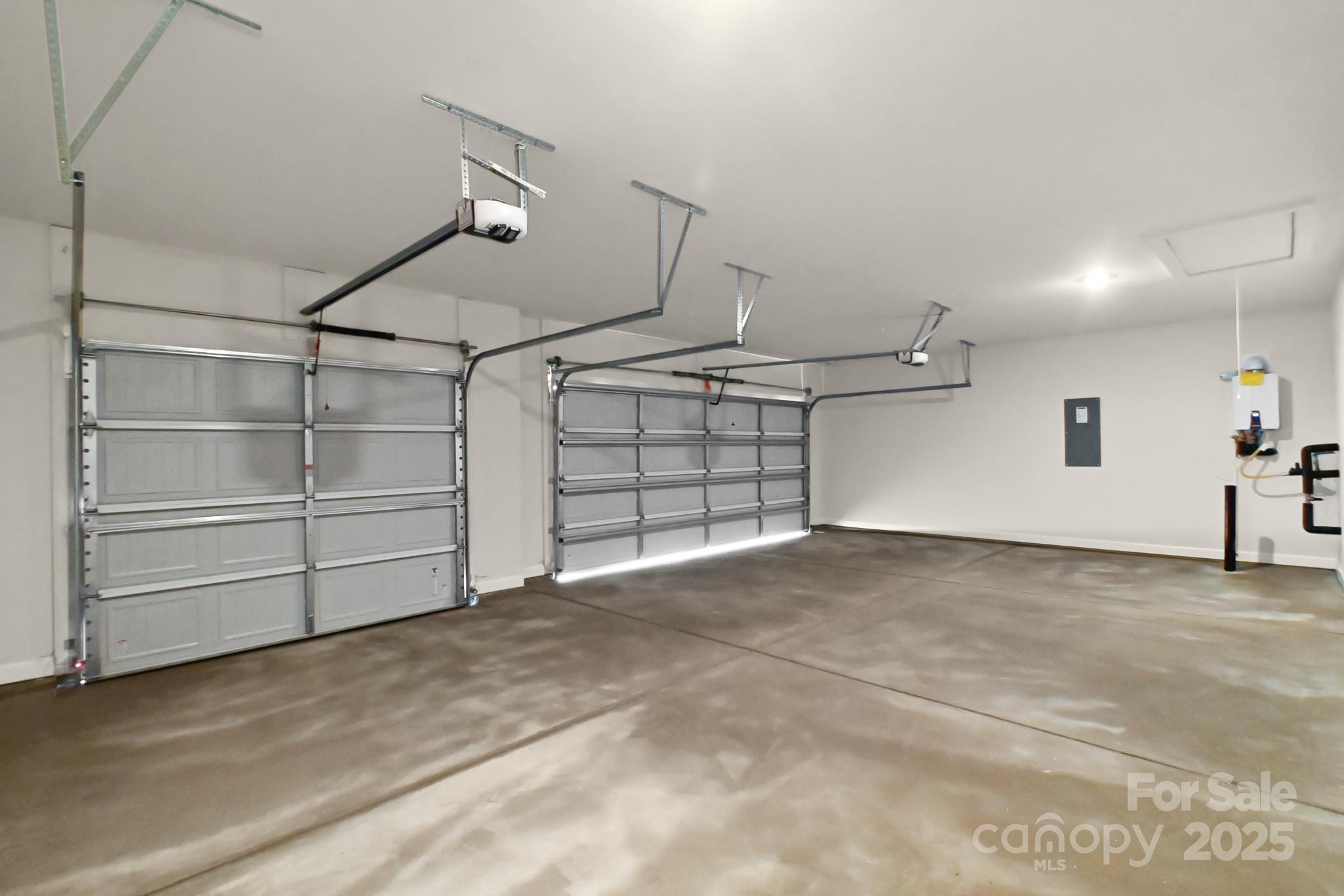 Roselyn - Residential